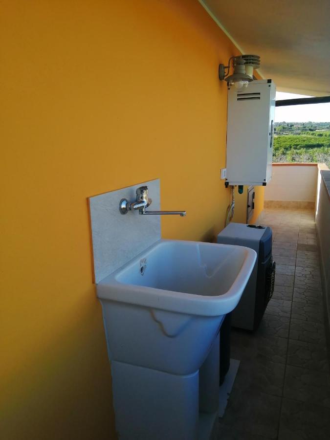 Villa Caterina Solarino Bagian luar foto