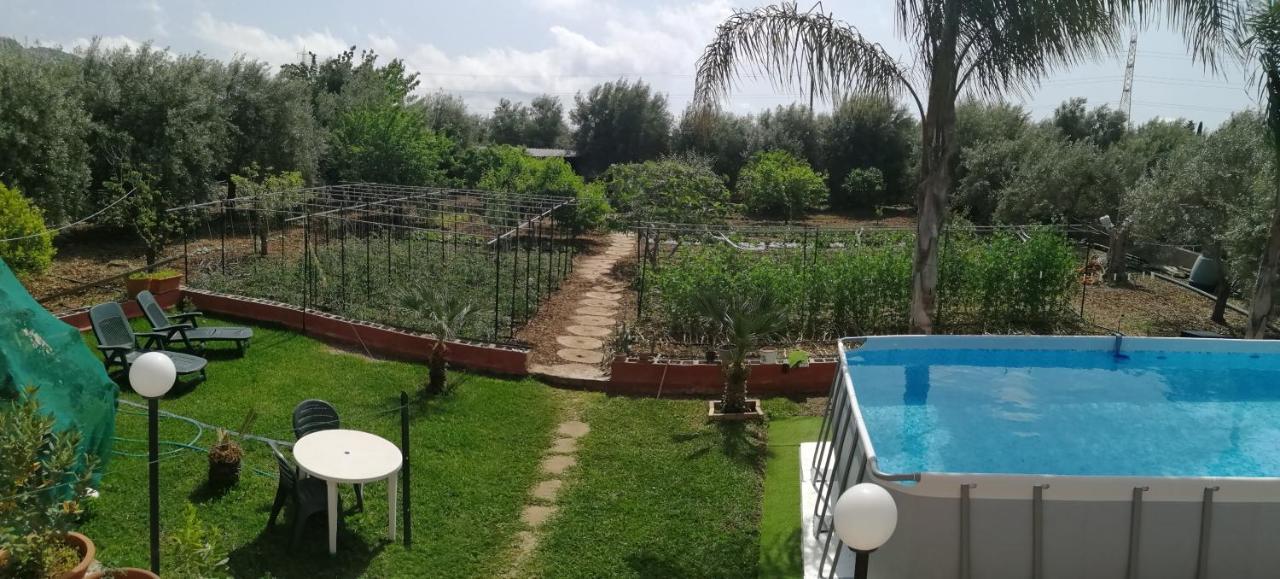 Villa Caterina Solarino Bagian luar foto