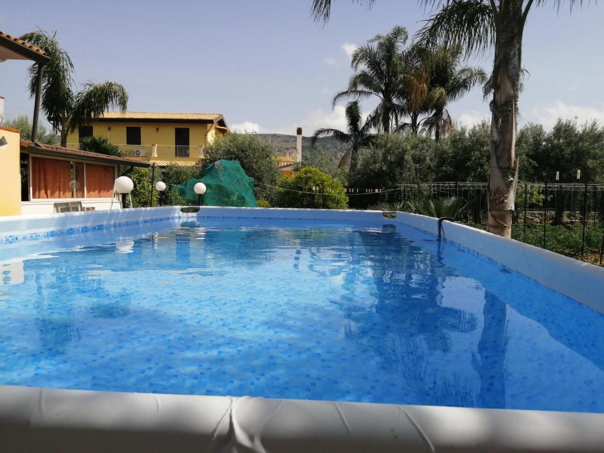 Villa Caterina Solarino Bagian luar foto